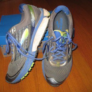 Brooks Ghost 9 Running Shoe